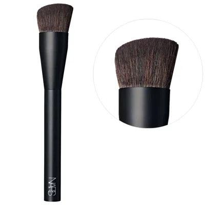 Nars #17 Cream Cheek Brush