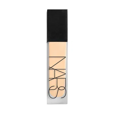 Nars Natural Matte Longwear Foundation In Neutral