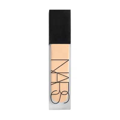 Nars Natural Matte Longwear Foundation In Neutral