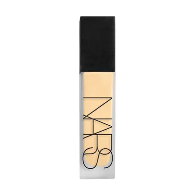 Nars Natural Matte Longwear Foundation In Neutral
