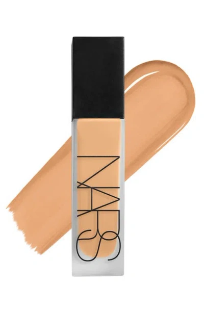 Nars Natural Matte Longwear Foundation In Transparent
