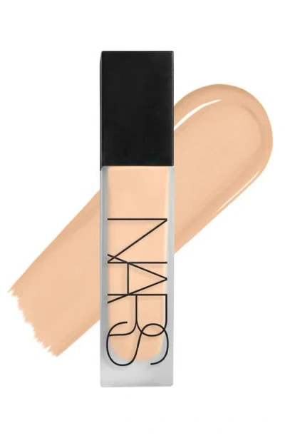 Nars Natural Matte Longwear Foundation In Transparent