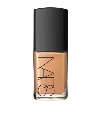 Nars Sheer Glow Foundation In White