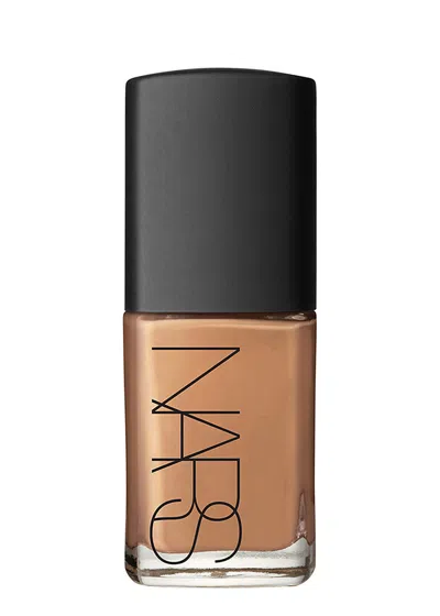 Nars Sheer Glow Foundation In Macao