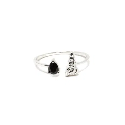 Nasi Silver Women's Black Shell Sedef Ring- Onyx, Silver In Metallic
