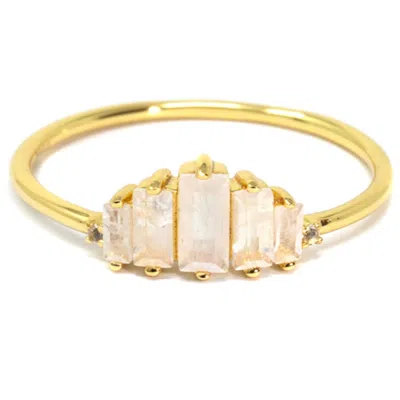 Nasi Silver Women's White Pear Aaliyah Ring- Moonstone, Gold