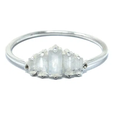 Nasi Silver Women's White Pear Aaliyah Ring- Moonstone, Silver