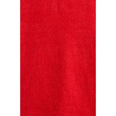 Natasha Ribbed Scalloped Edge Scarf In Red