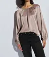 Nation Ltd Eveline Raglan Top Mushroom In Grey