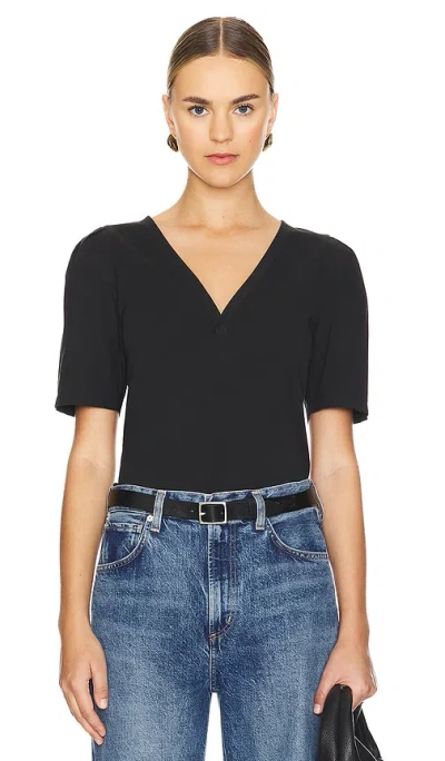 Nation Ltd Joelene V-neck Short Sleeve Top In Jet Black