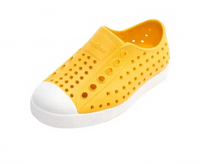 Native Kids Jefferson Slip-on Sneaker In Pollen Yellow / Shell White