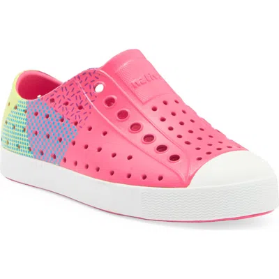 Native Shoes Jefferson Water Friendly Slip-on Sneaker In Dazpnk/shlwht/celcanhzebloc
