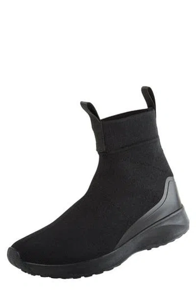 Native Shoes Nova Hydroknit Sneaker In Black