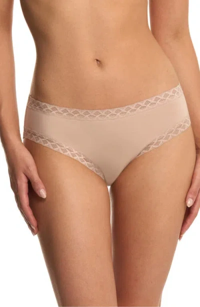 Natori Bliss Briefs In Neutral