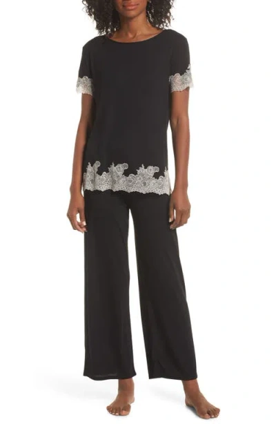 Natori Luxe Shangri-la Pajamas In Black