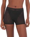 Natori Pretty Smooth Shortlette In Black