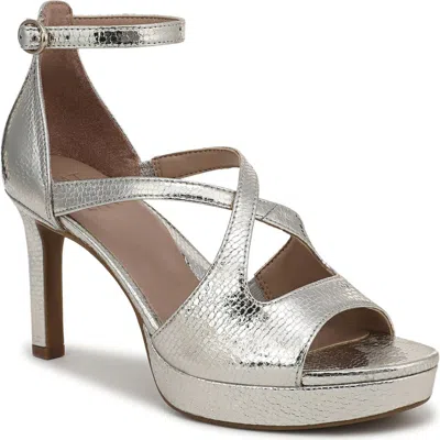 Naturalizer Alicia Platform Sandal In Silver