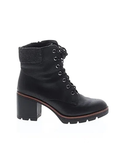 Pre-owned Naturalizer Ankle Boots In Black