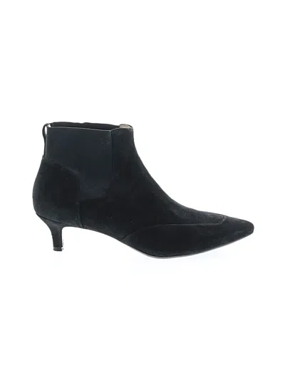 Pre-owned Naturalizer Ankle Boots In Black