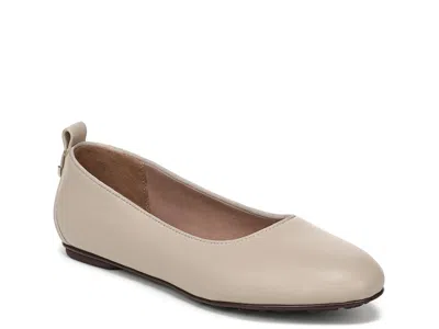 Naturalizer Ava Ballet Flat In Animal Print