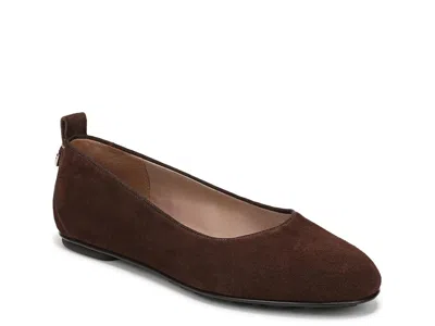 Naturalizer Ava Ballet Flat In White