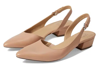 Naturalizer Banks In Neutral