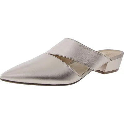 Naturalizer Bev Womens Block Heel Faux Leather Mules In Gold