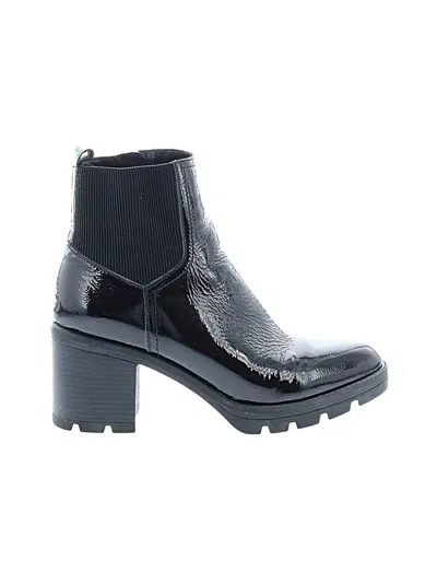 Pre-owned Naturalizer Boots In Black