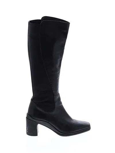 Pre-owned Naturalizer Boots In Black