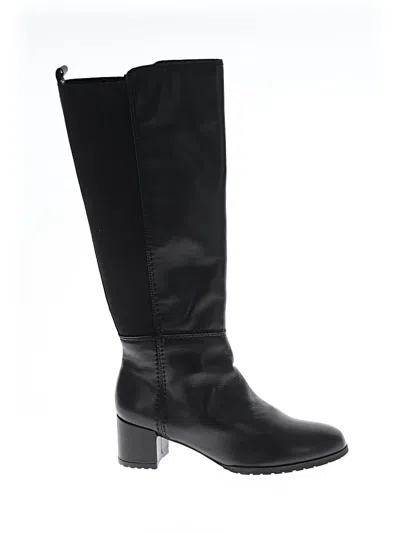 Pre-owned Naturalizer Boots In Black