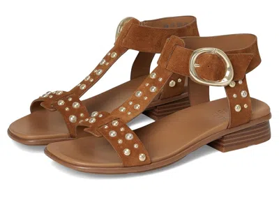 Naturalizer Brandy Sandals