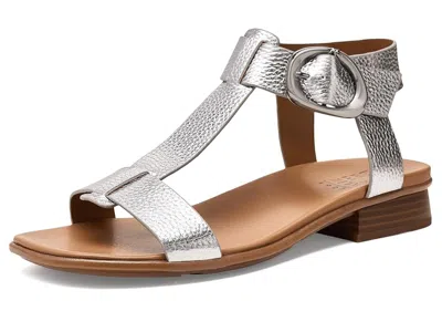 Naturalizer Brandy-stud In Gray