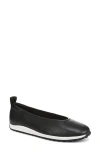 Naturalizer Carla Sport Flat In Black