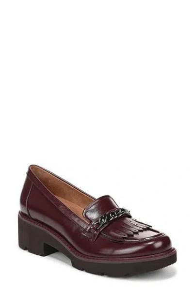 Naturalizer Celia Kiltie Loafer In Burgundy