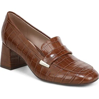 Naturalizer Davi Faux Leather Loafer Pump In Multi