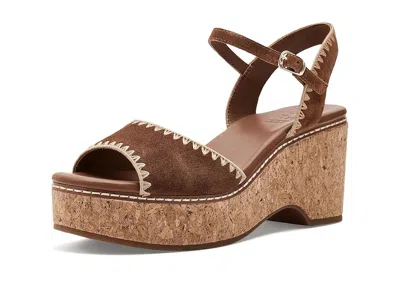 Naturalizer Della In Brown