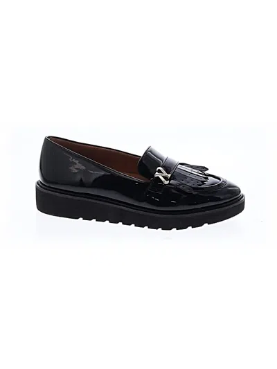 Pre-owned Naturalizer Flats In Black