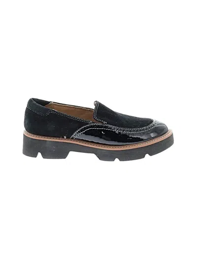 Pre-owned Naturalizer Flats In Black