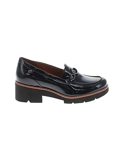 Pre-owned Naturalizer Flats In Black