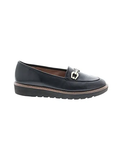 Pre-owned Naturalizer Flats In Black