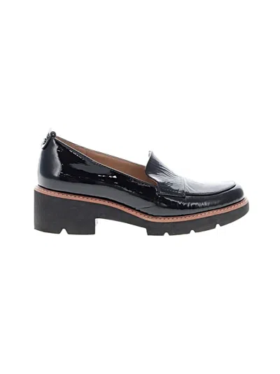 Pre-owned Naturalizer Flats In Black
