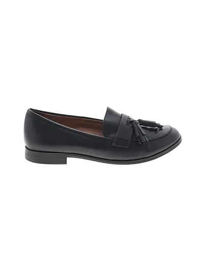 Pre-owned Naturalizer Flats In Black