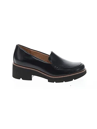 Pre-owned Naturalizer Flats In Black