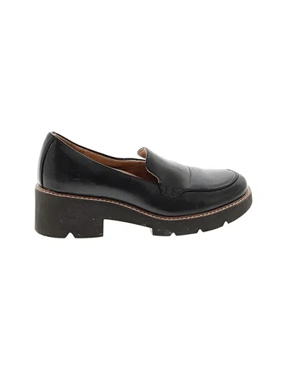 Pre-owned Naturalizer Flats In Black