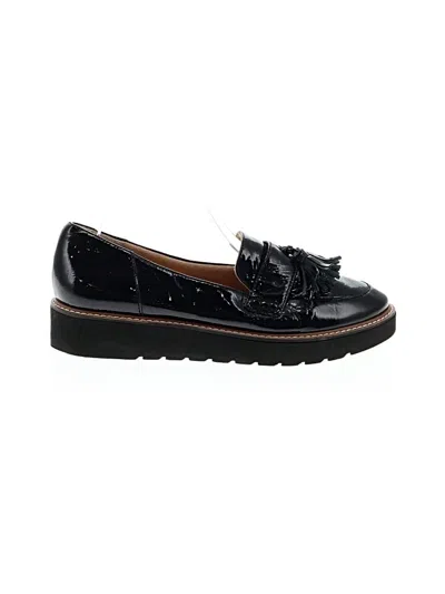 Pre-owned Naturalizer Flats In Black