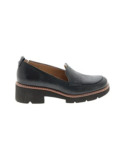Pre-owned Naturalizer Flats In Blue