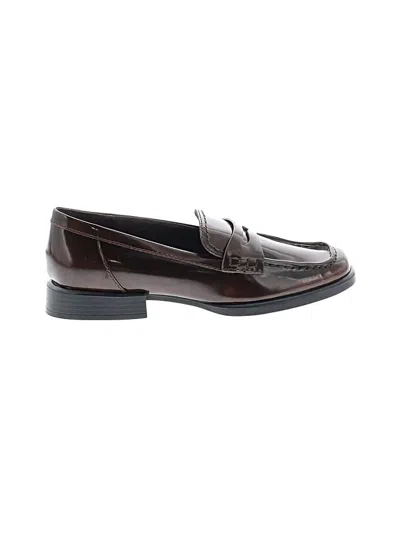Pre-owned Naturalizer Flats In Brown