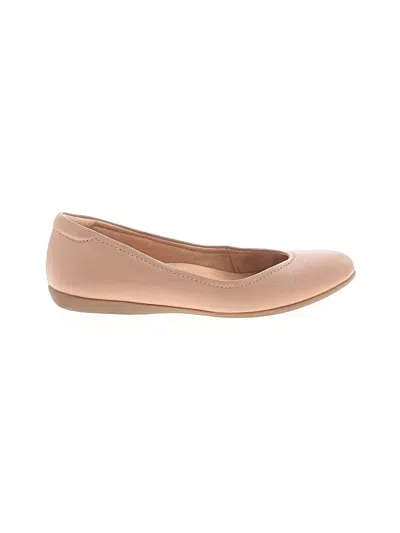 Pre-owned Naturalizer Flats In Tan