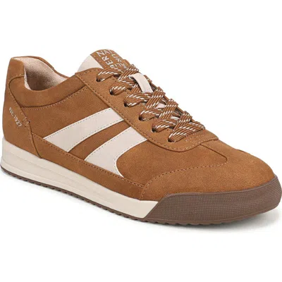 Naturalizer Garnet Sneaker In Brown