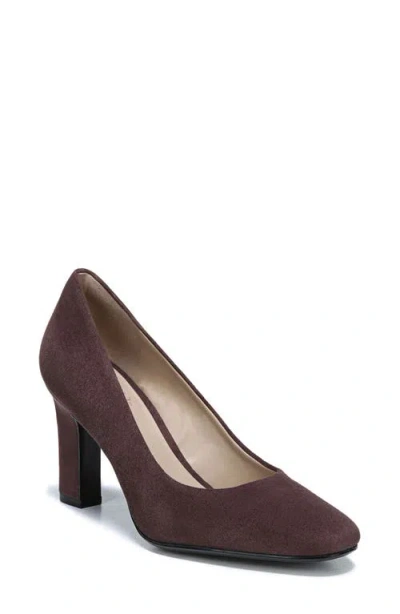 Naturalizer Gloria Pump In Huckleberry Suede